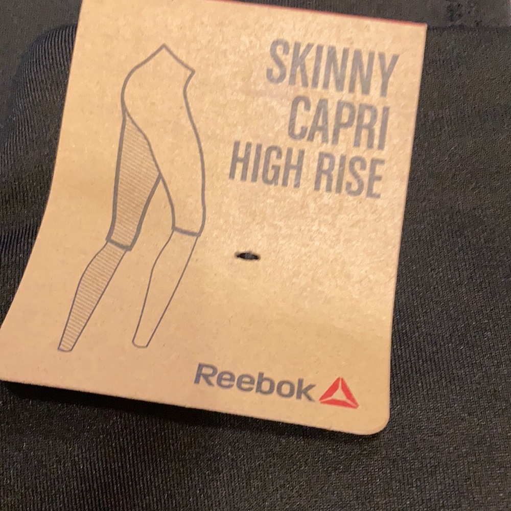 NWT Reebok Skinny Capri High Rise - Picture 4 of 5